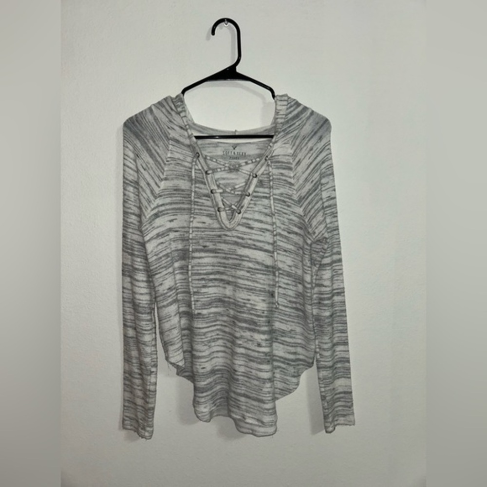 American eagle longsleeve